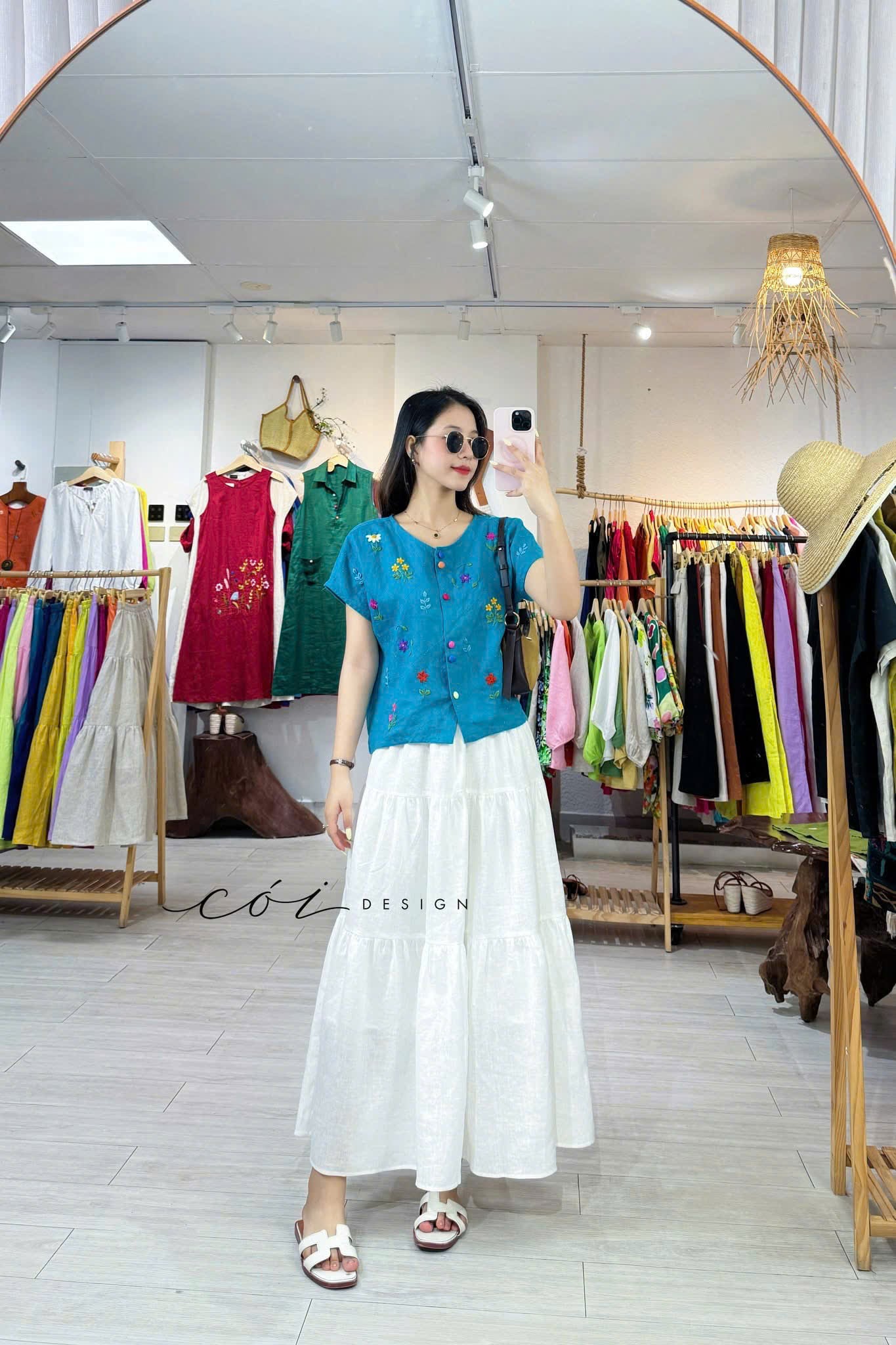 Áo thêu hoa ô vuông linen tưng premium Cói Design