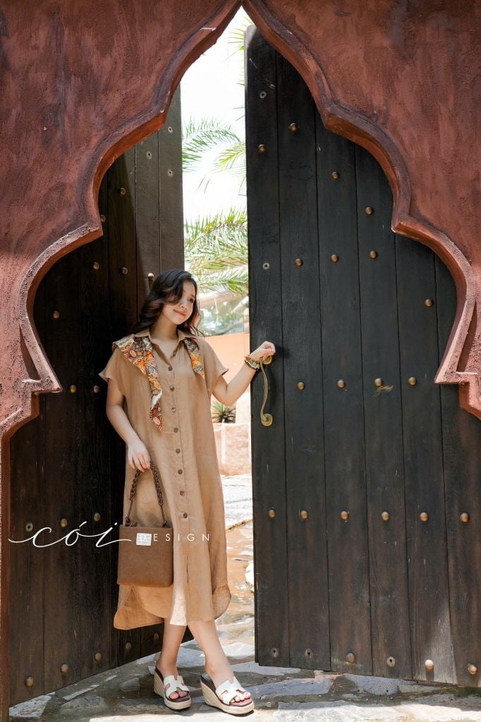 Đầm sơ mi suông vạt bầu linen tưng premium Cói Design