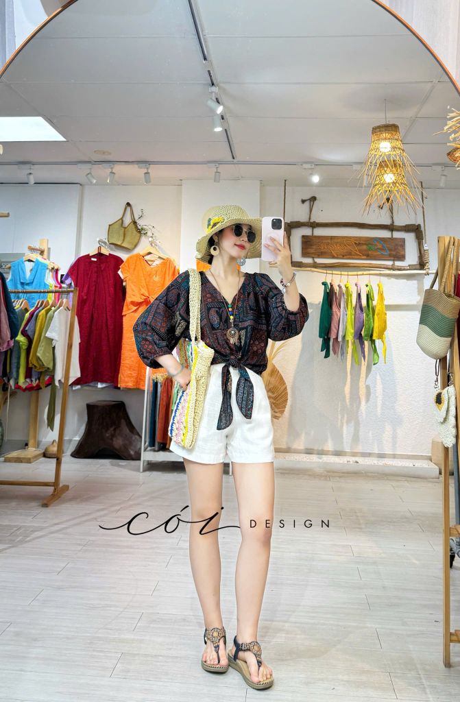 Áo cổ tim thắt nơ tay phồng linen Cói Design