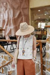 Áo sát nách thêu tay hoa rơi viền sò linen tưng premium Cói Design