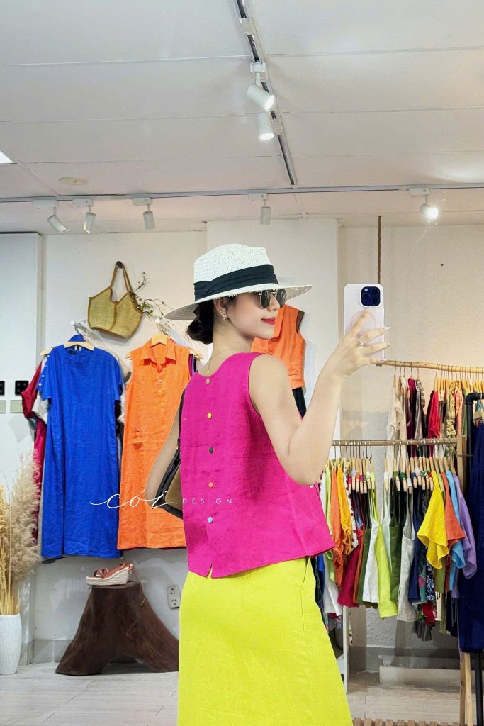 Áo thêu sát nách nút bọc Hoa Gió linen tưng premium Cói Design