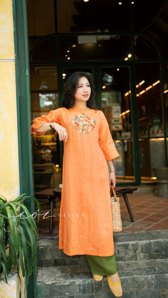 Áo dài Hoa Mộc Nhiên Cói Design