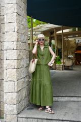 Áo sát nách cổ V nút bọc màu linen tưng premium Cói Design