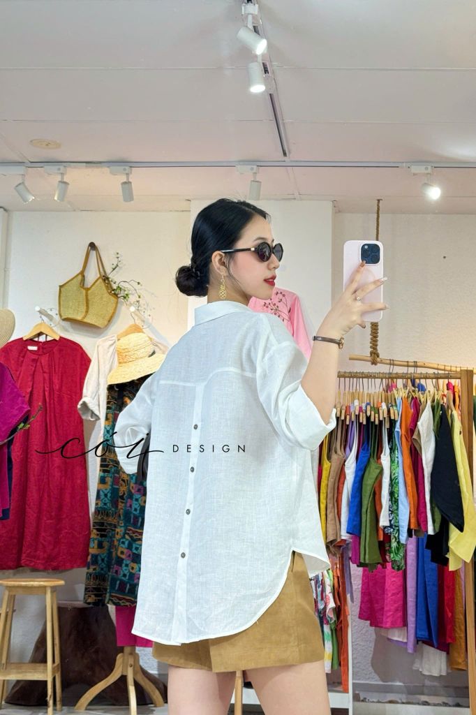 Áo sơ mi form suông phối nút lưng linen tưng premium Cói Design