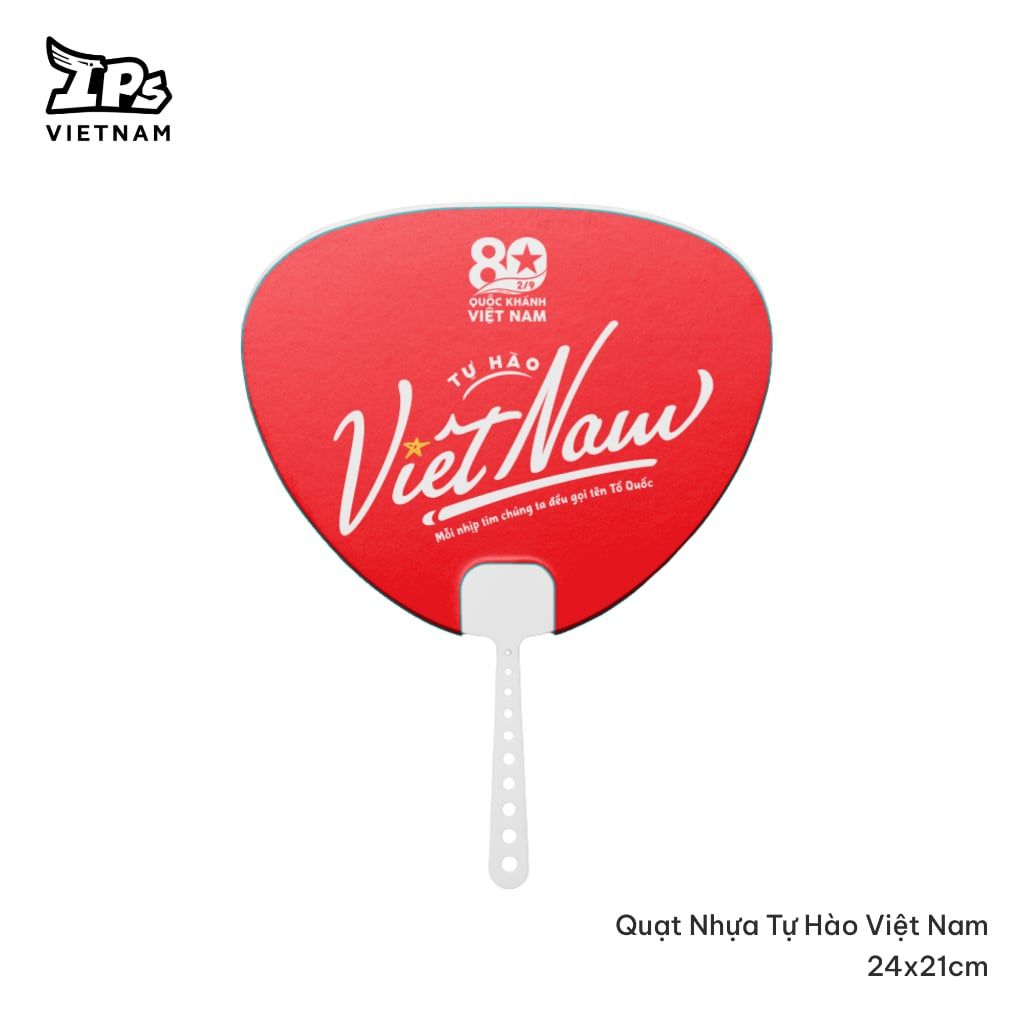  Quạt nhựa cầm tay in logo Tổ Quốc trong tim Concert Quốc Gia 