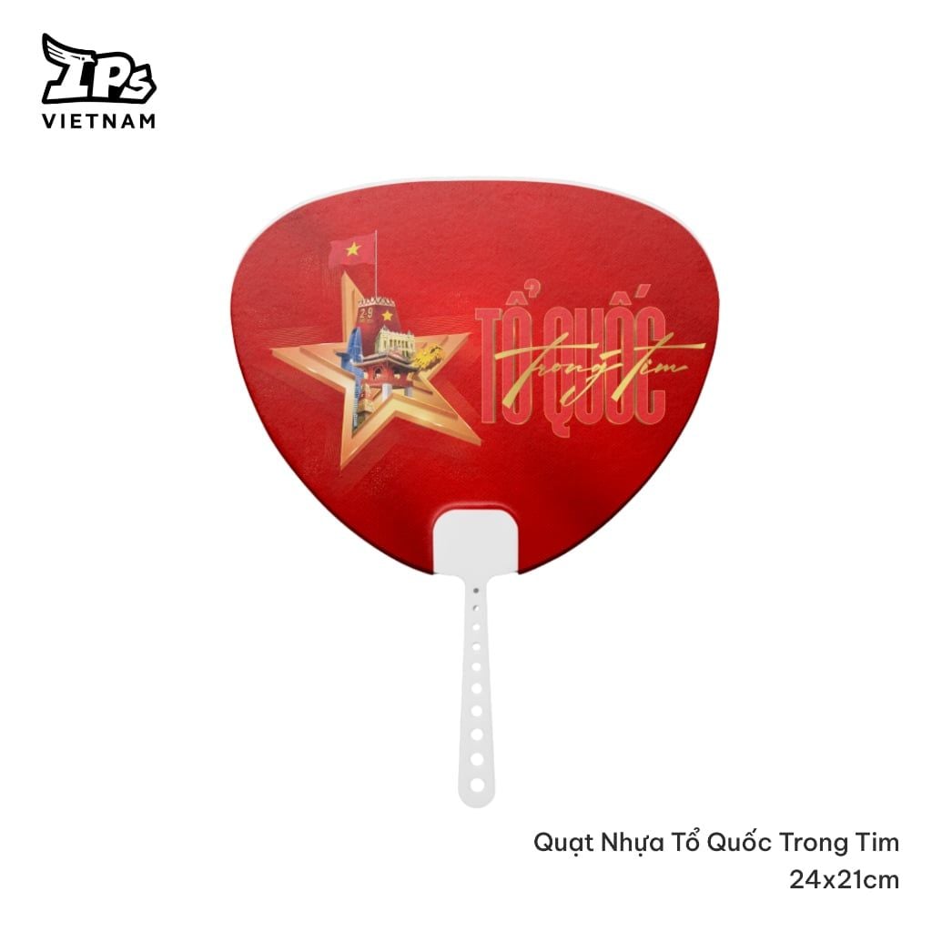  Quạt nhựa cầm tay in logo Tổ Quốc trong tim – Kỷ niệm 80 năm Quốc Khánh Việt Nam– Concert Quốc Gia 2025 