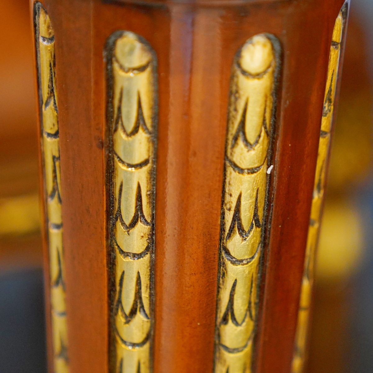  Bàn Ăn Gỗ Châu Âu Marquetry 