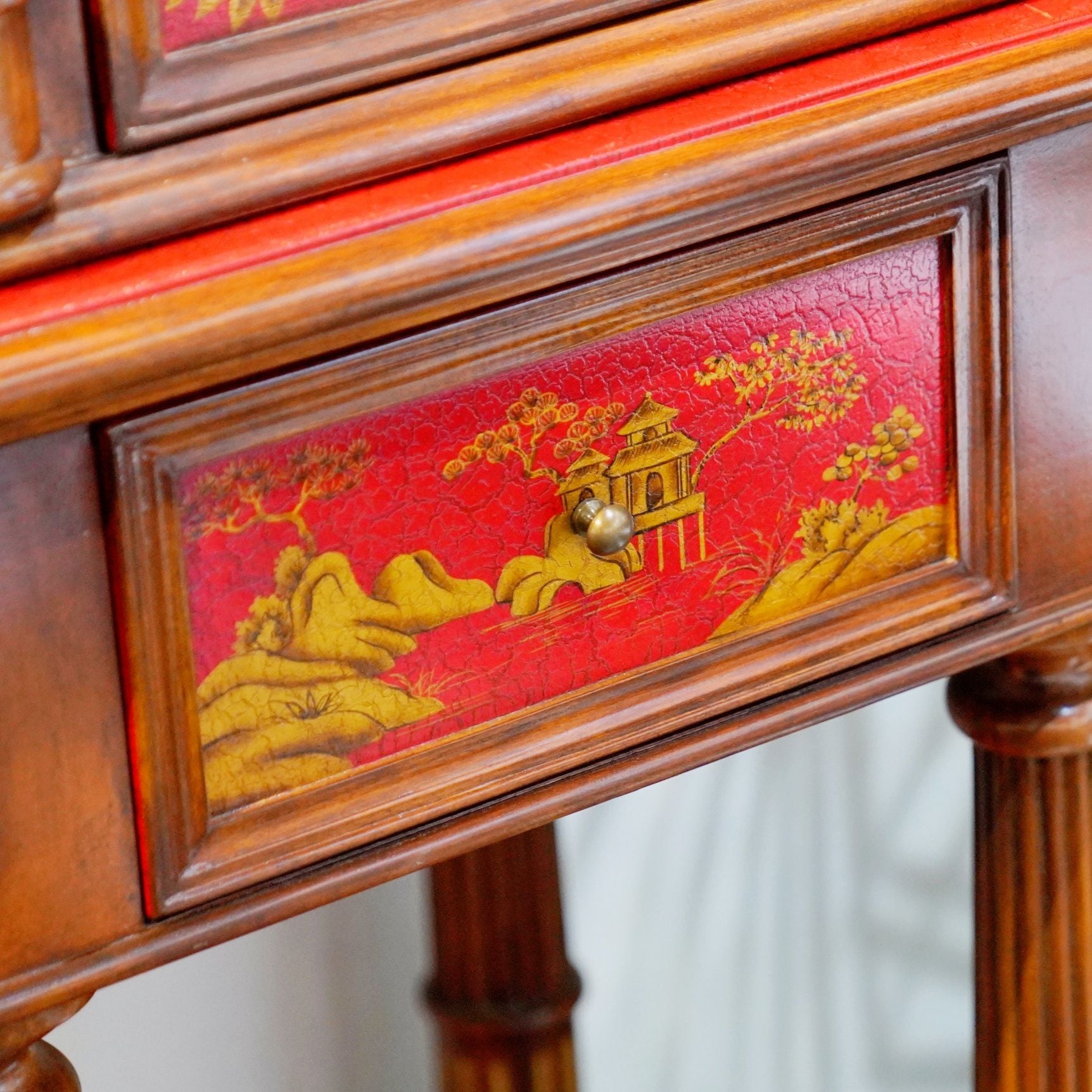  Tủ Gỗ Nhiều Ngăn Mahogany D140 