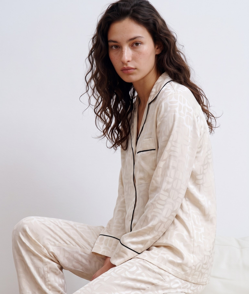 Pijama Tay Dài Gấm Màu Kem