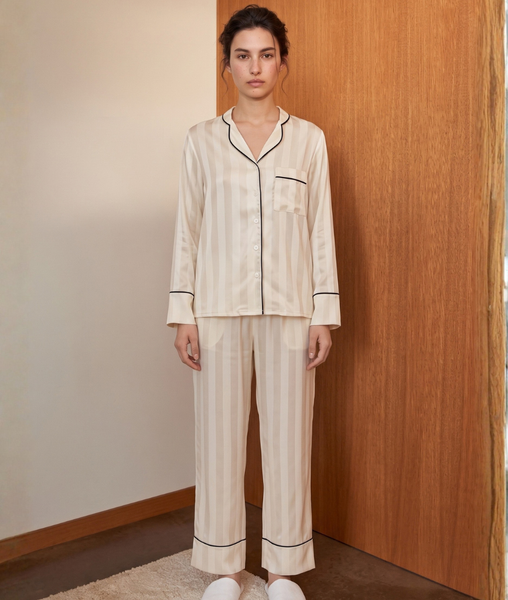 Pijama Tay Dài Gấm Sọc Kem