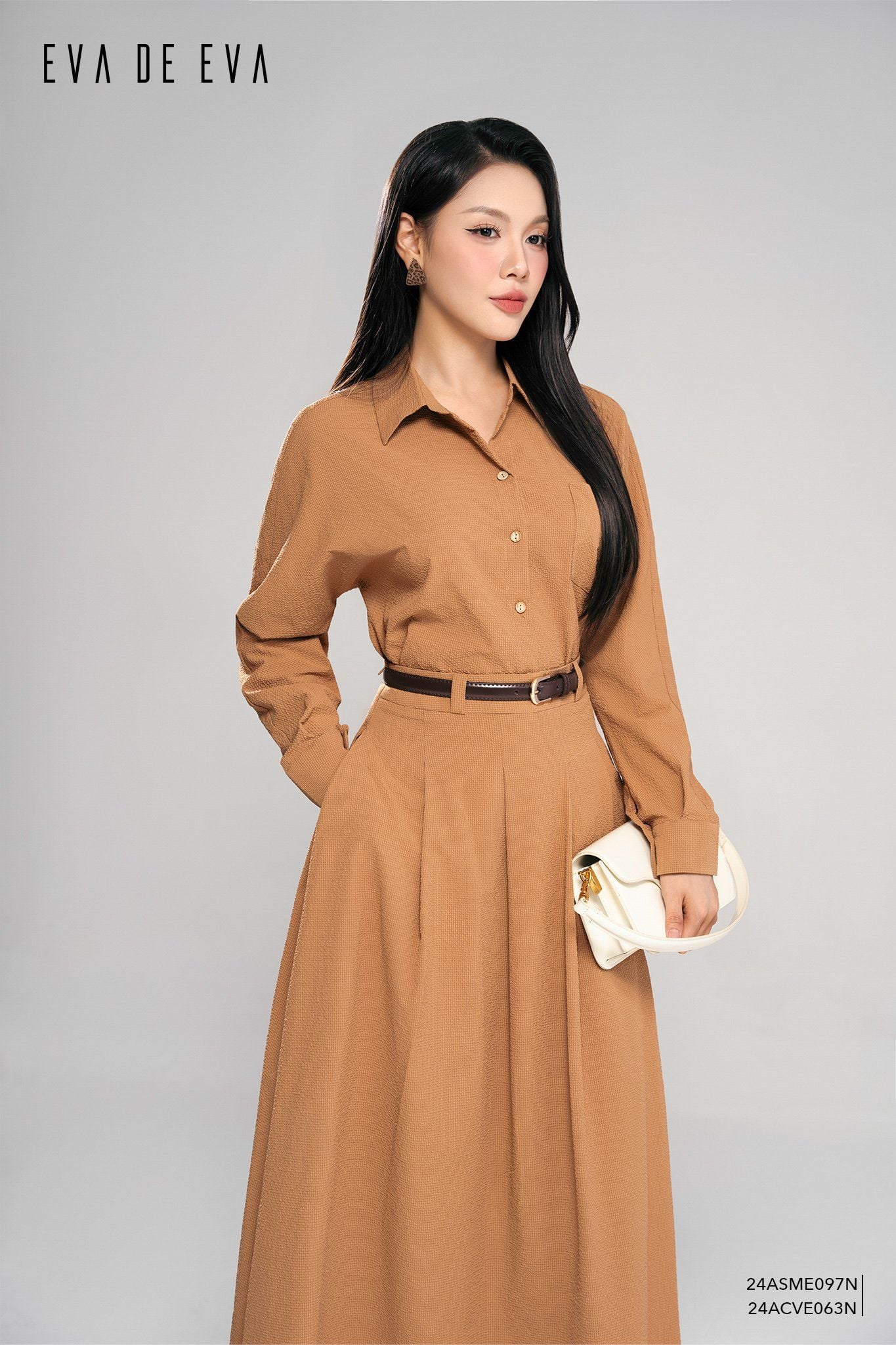  Sơ mi tay dài, Dáng sơ vin 24ASME097N 