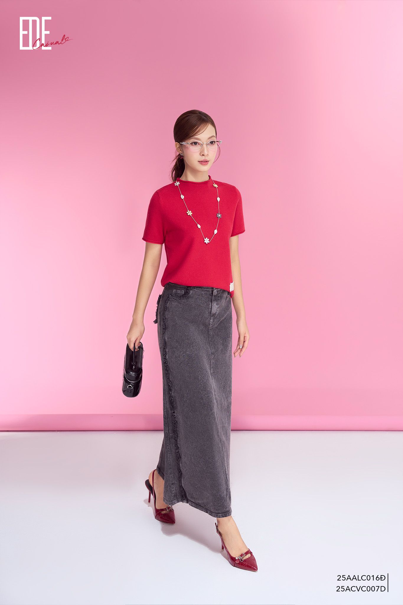  Áo len ngắn tay,  25AALC016Đ 
