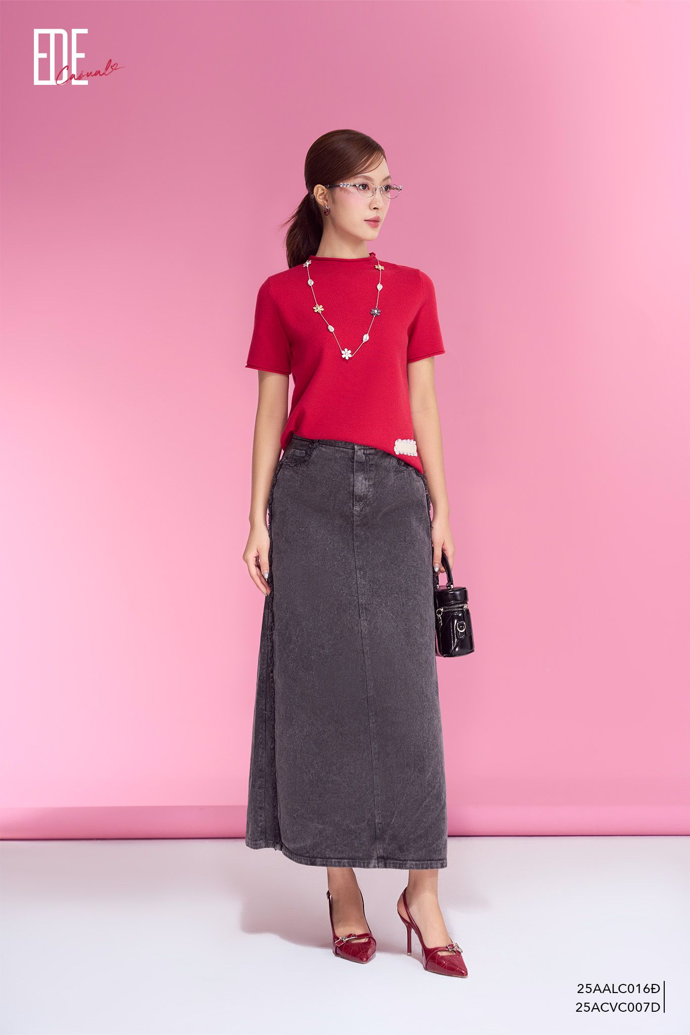  Áo len ngắn tay,  25AALC016Đ 