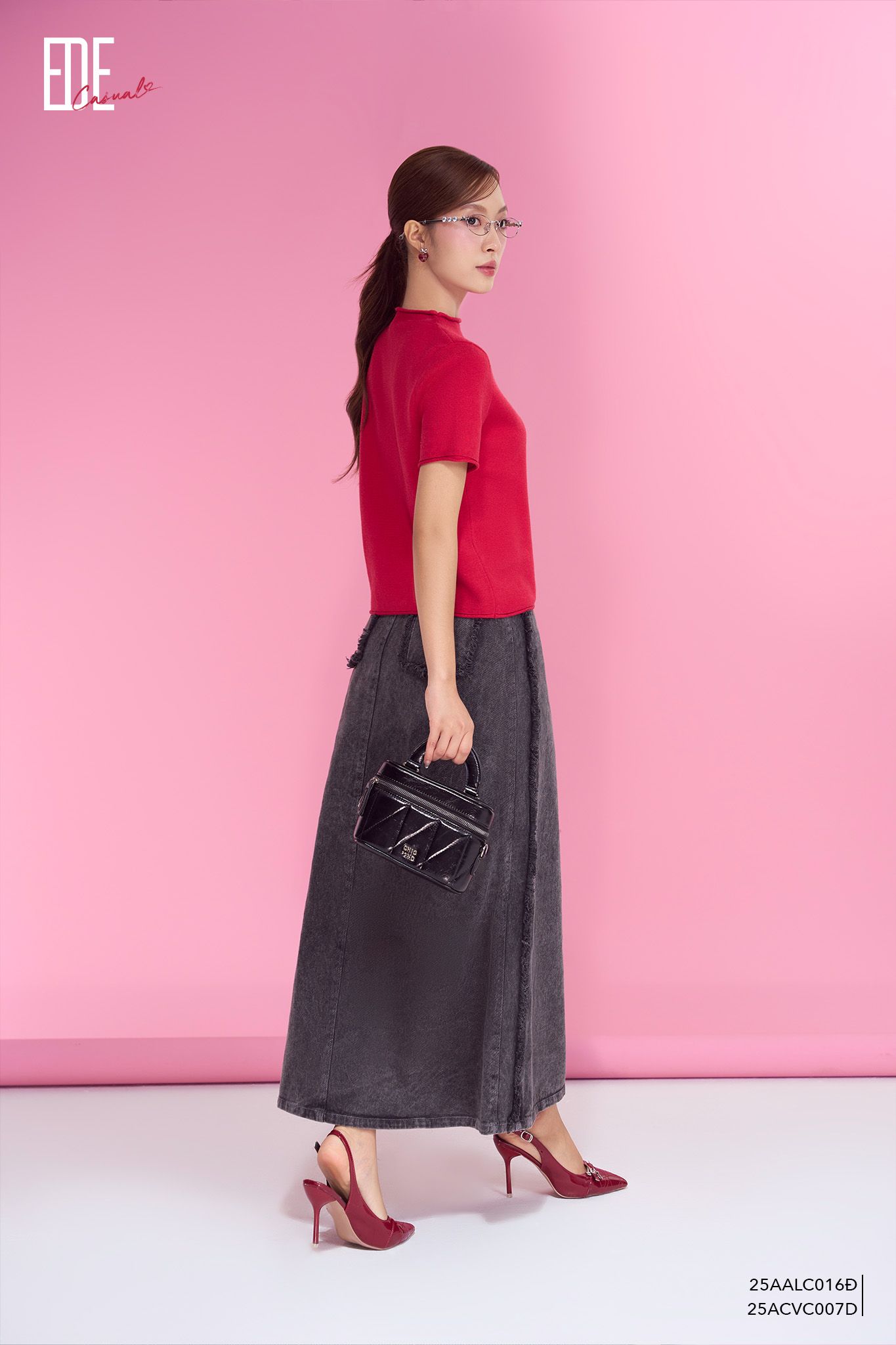  Áo len ngắn tay,  25AALC016Đ 
