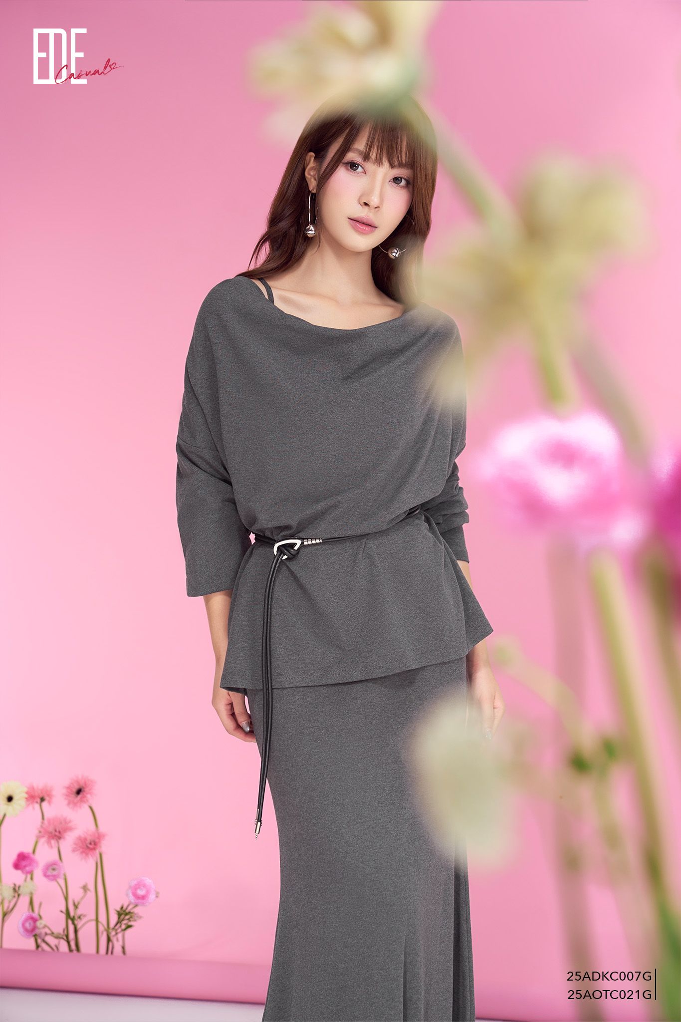  Đầm hai dây, Dáng ôm 25ADKC007G đi kèm 25AOTC021G 