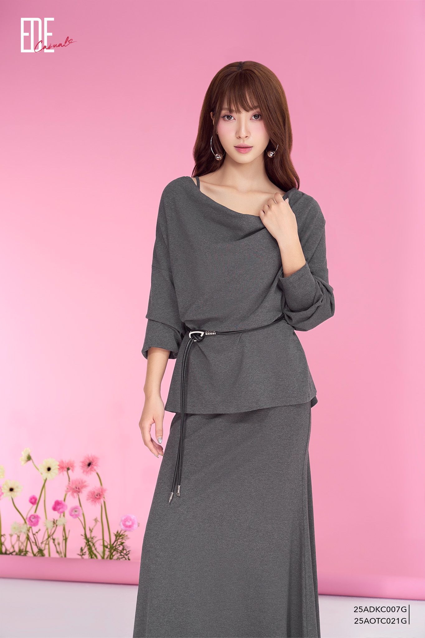  Đầm hai dây, Dáng ôm 25ADKC007G đi kèm 25AOTC021G 