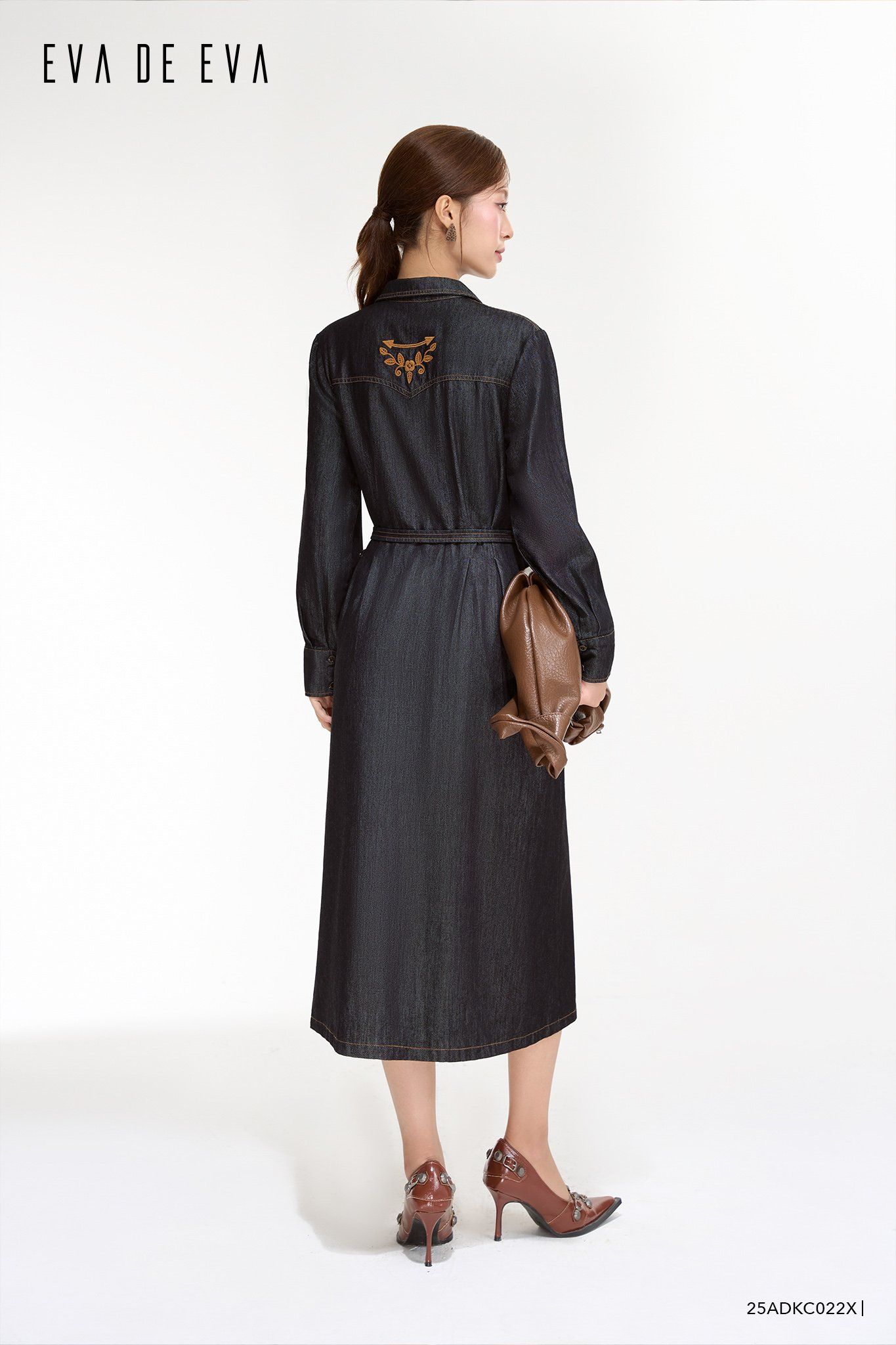  Đầm tay dài, Dáng thắt eo 25ADKC022X 
