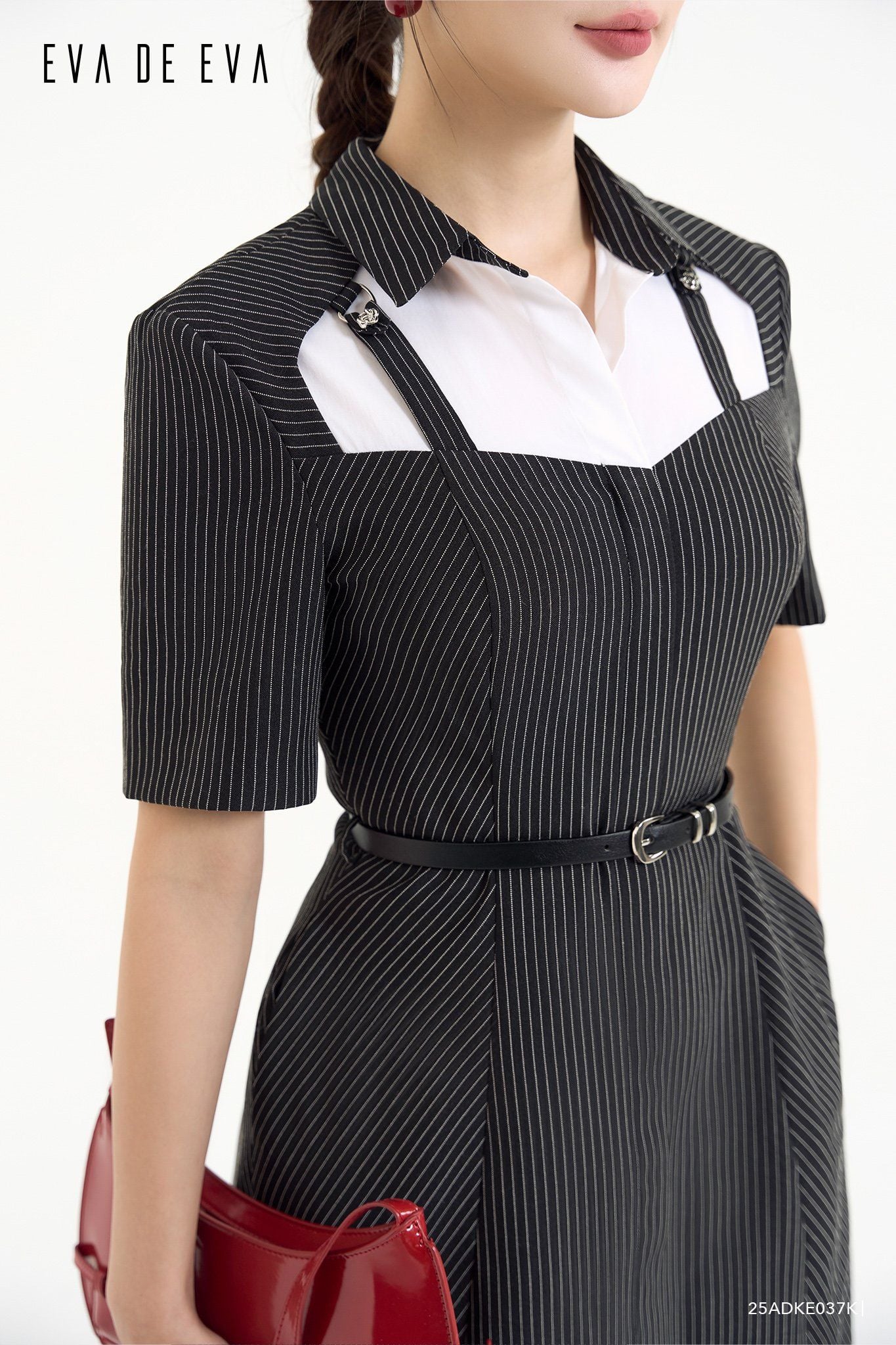  Đầm tay ngắn, Dáng thắt eo 25ADKE037K 