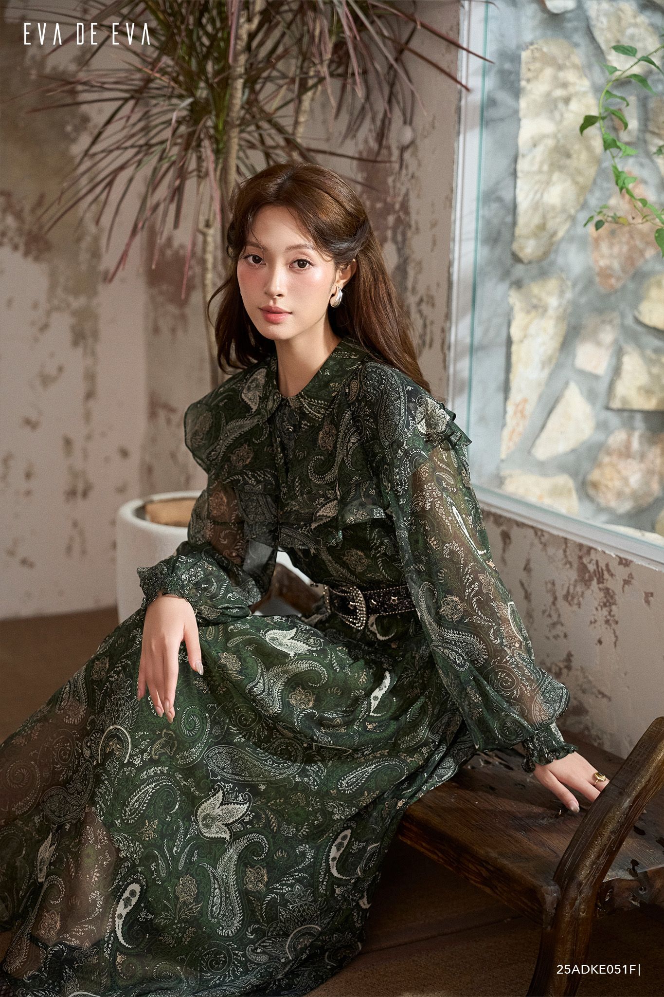  Đầm tay dài, Dáng thắt eo 25ADKE051F đi kèm TLU25_029D 