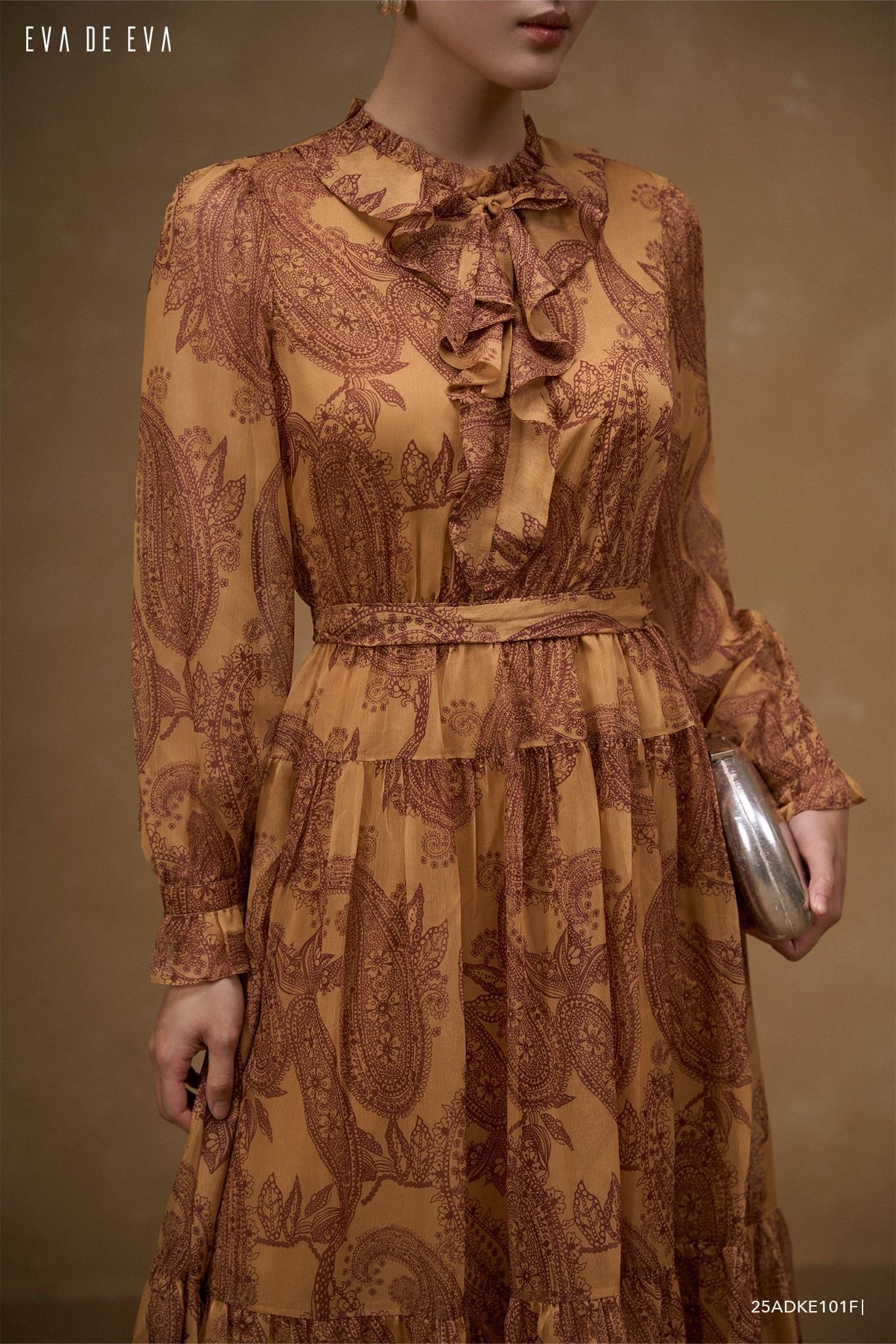  Đầm tay dài, Dáng thắt eo 25ADKE101F 