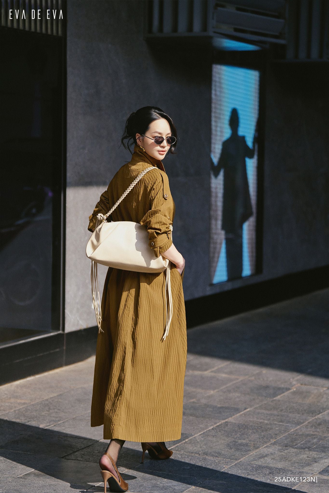  Đầm tay dài, Dáng thắt eo 25ADKE123N 