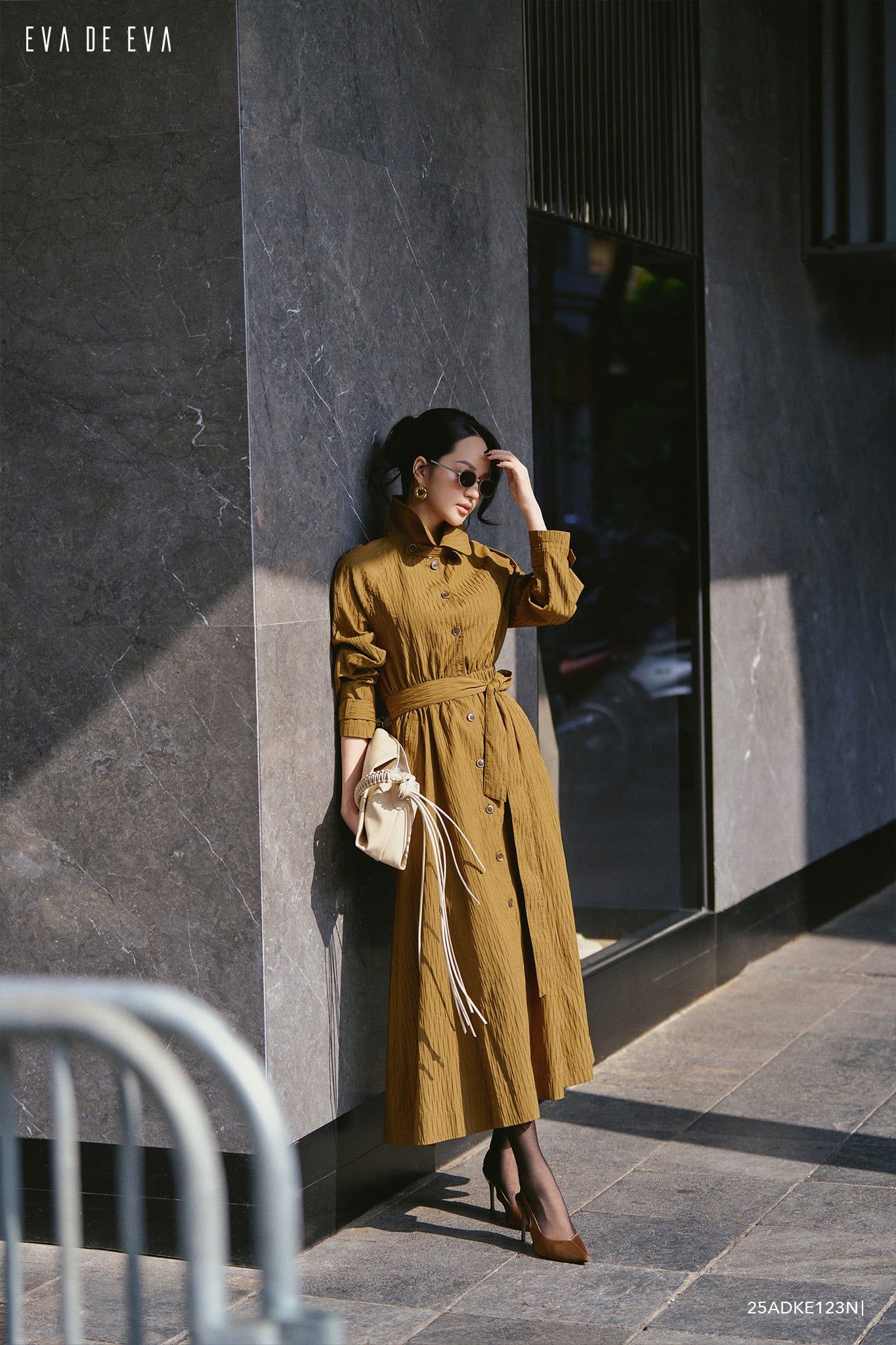  Đầm tay dài, Dáng thắt eo 25ADKE123N 