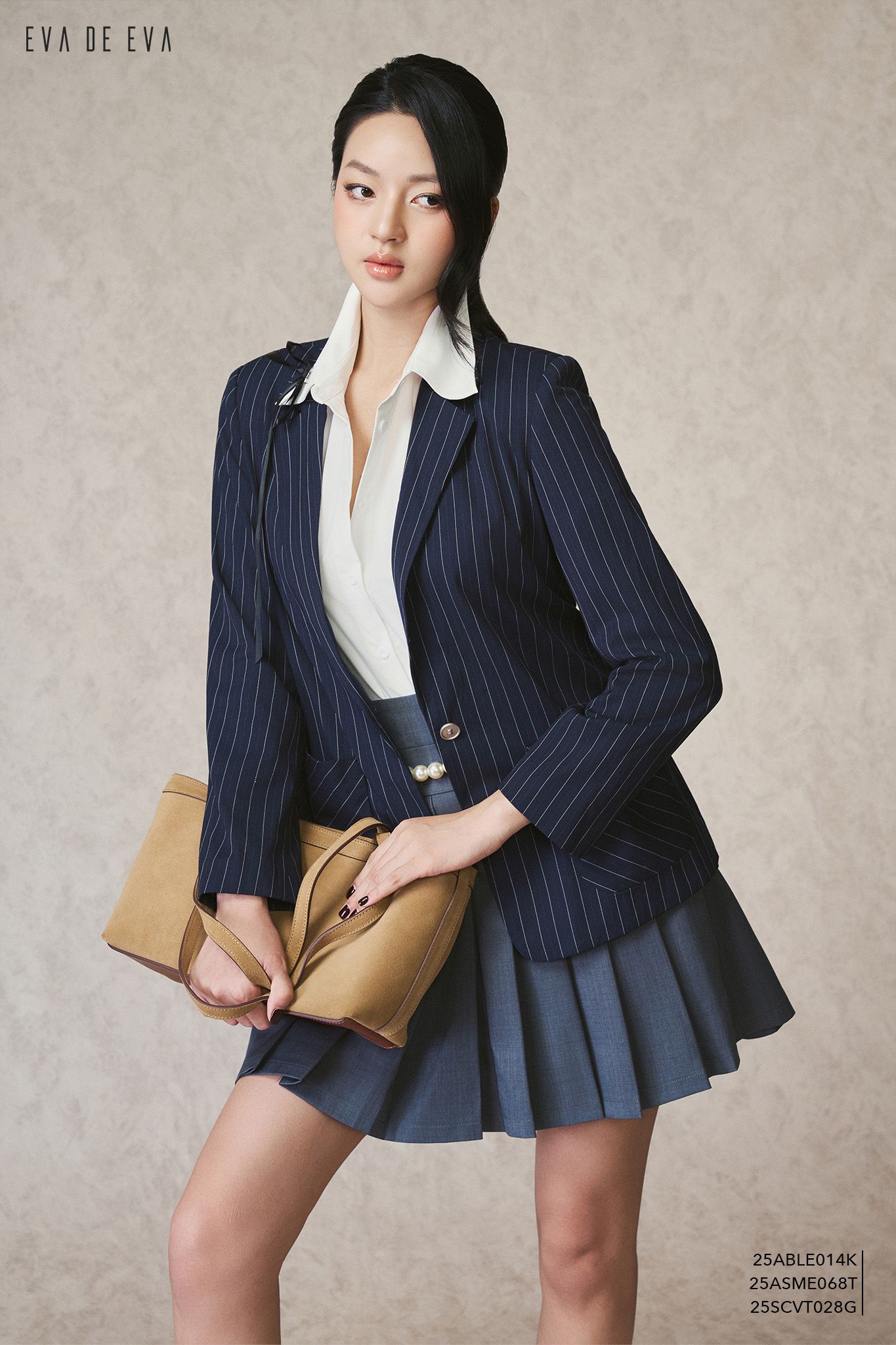  Blazer,  25ABLE014K đi kèm 25AKQE017F 