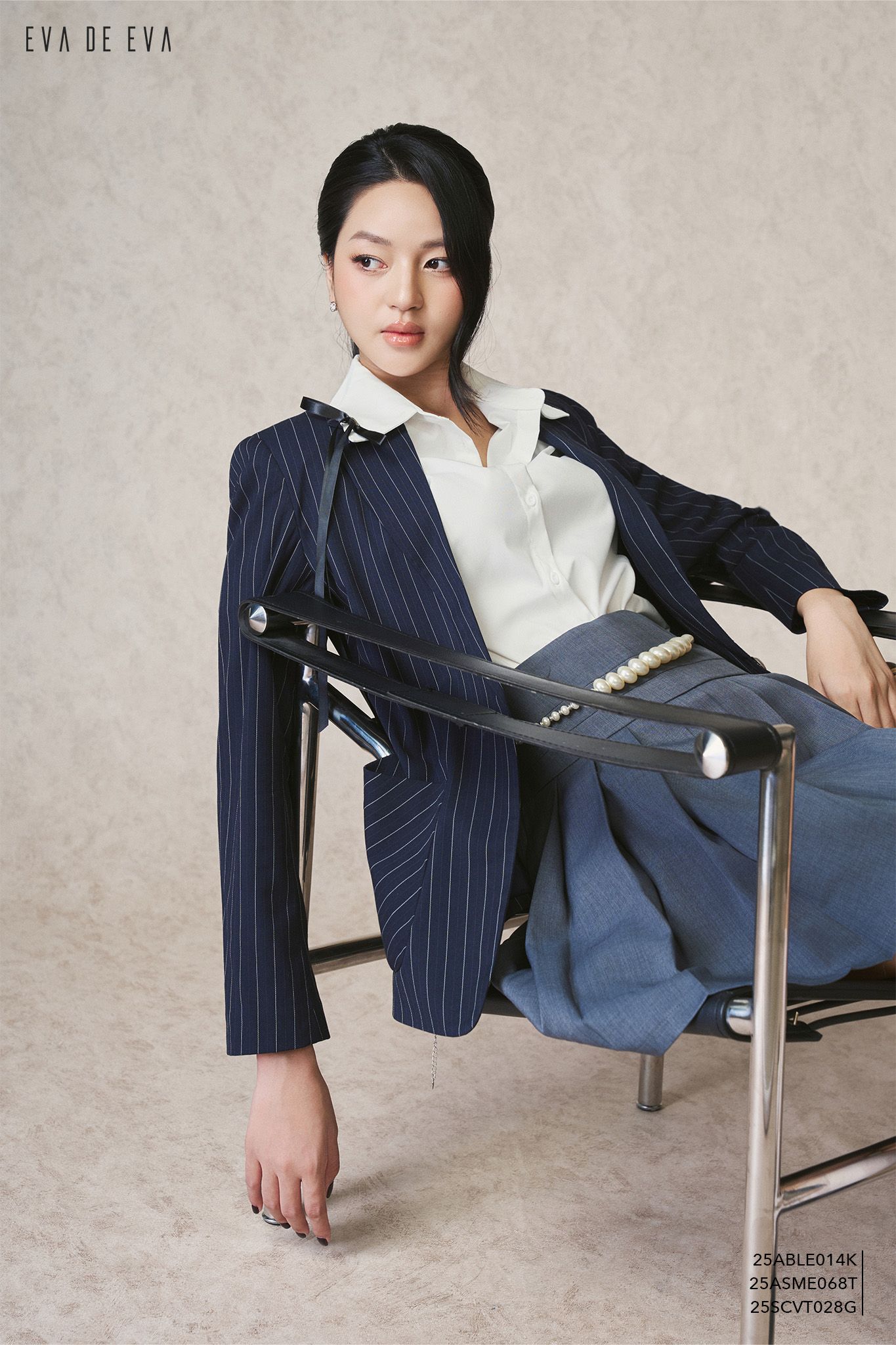  Blazer,  25ABLE014K đi kèm 25AKQE017F 