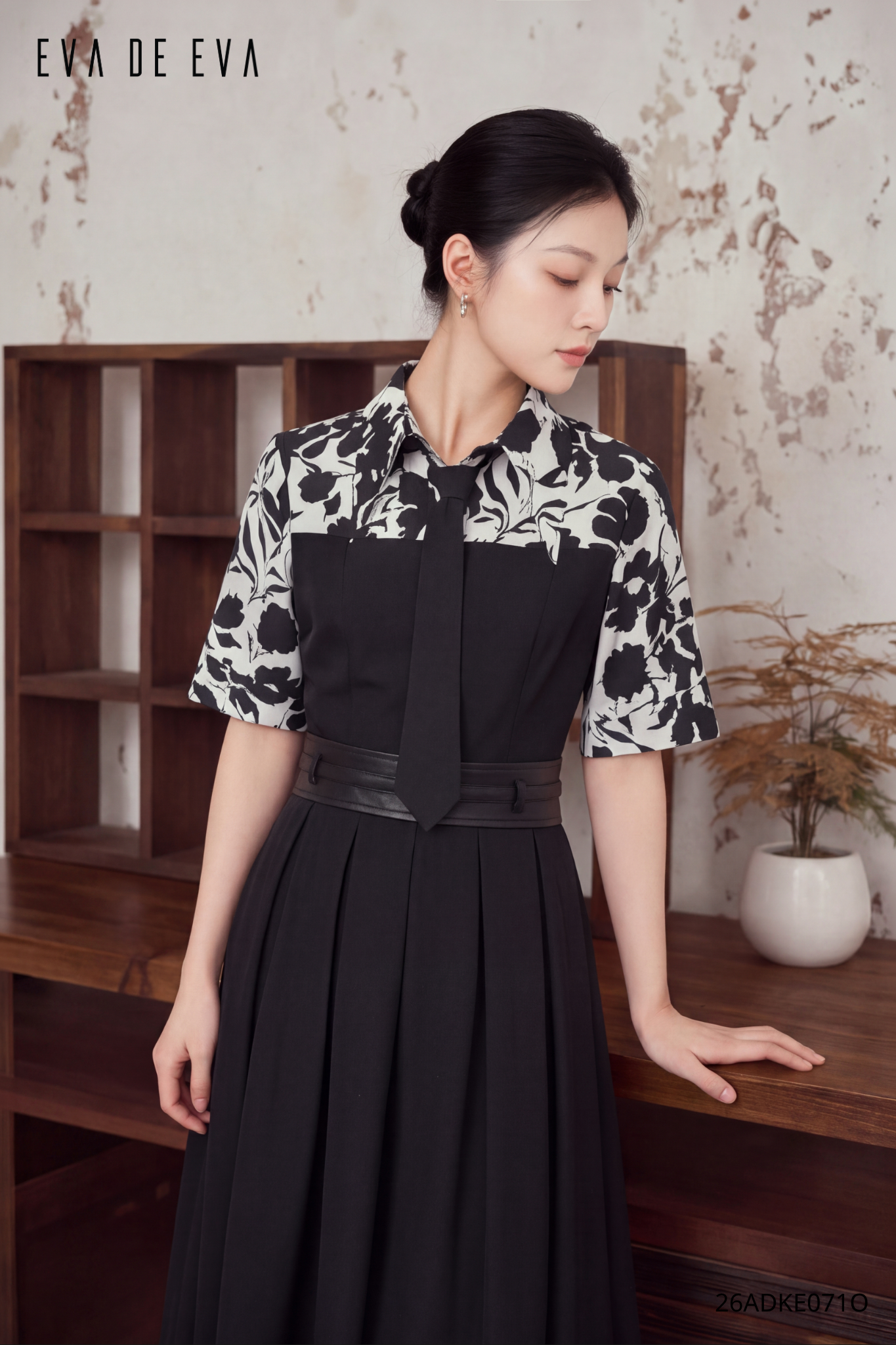  Đầm tay ngắn, Dáng thắt eo 26ADKE071O 