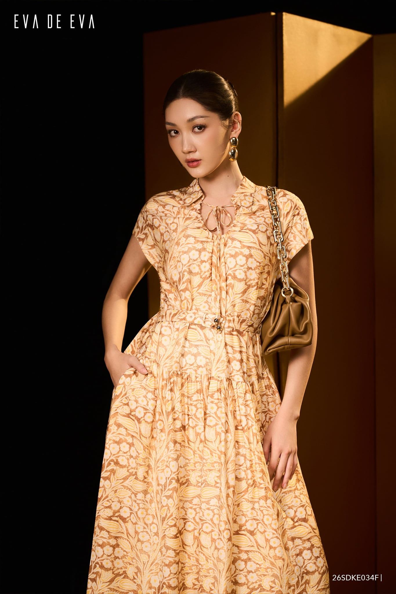  Đầm tay ngắn, Dáng thắt eo 26SDKE034F 