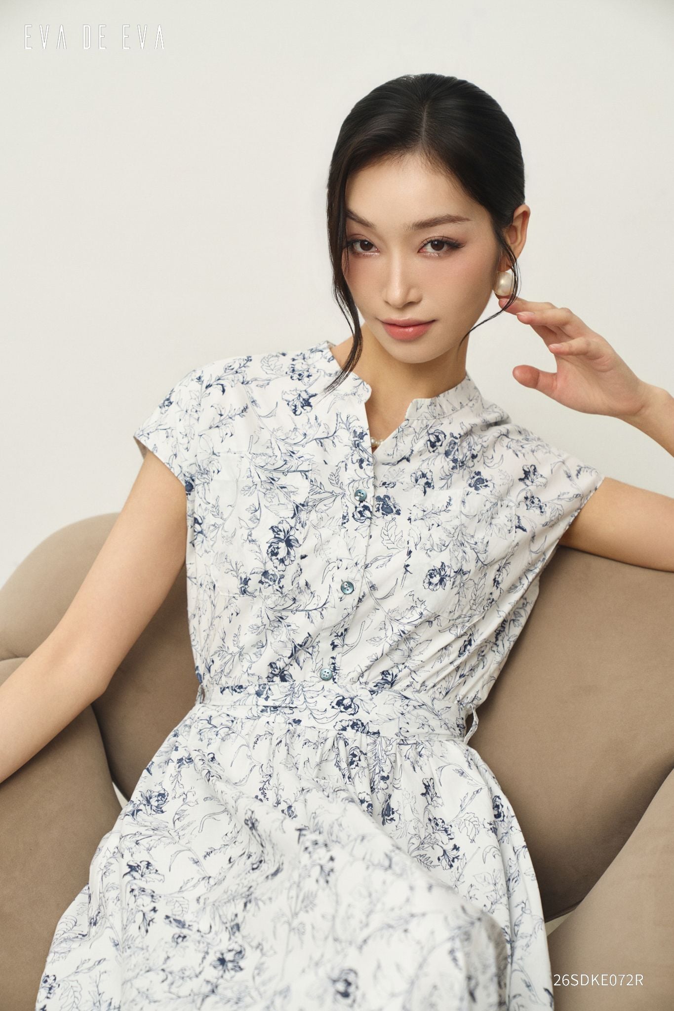  Đầm tay ngắn, Dáng thắt eo 26SDKE072R 