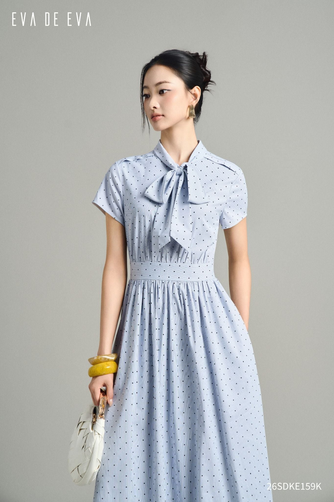  Đầm tay ngắn, Dáng thắt eo 26SDKE159K 