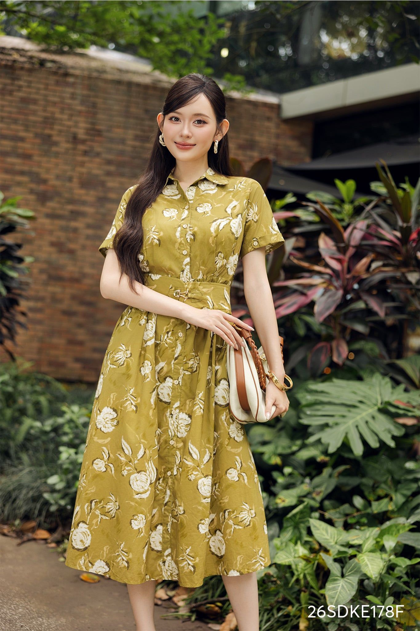  Đầm tay ngắn, Dáng thắt eo 26SDKE178F 