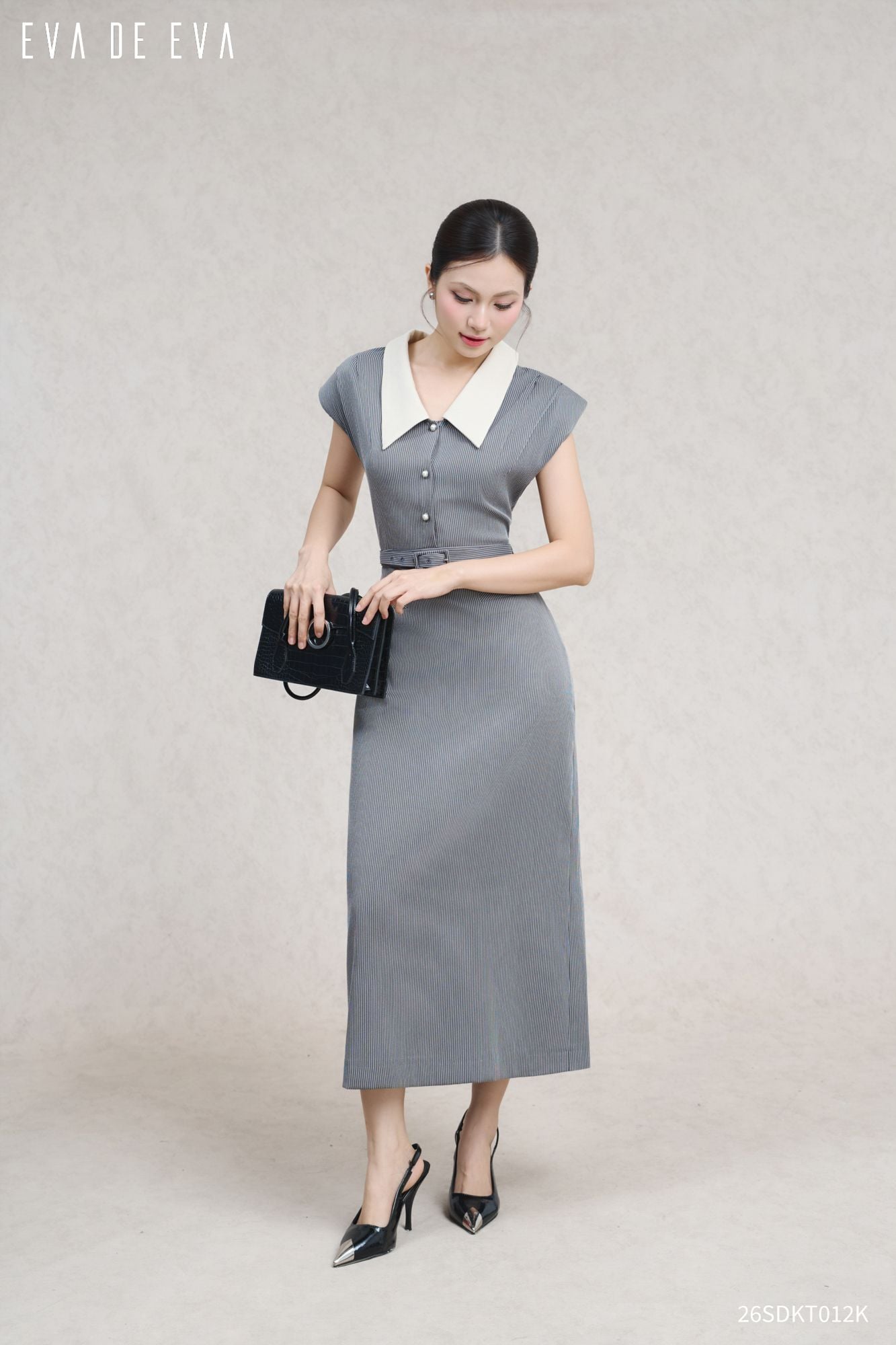  Đầm sát nách, Dáng thắt eo 26SDKT012K 