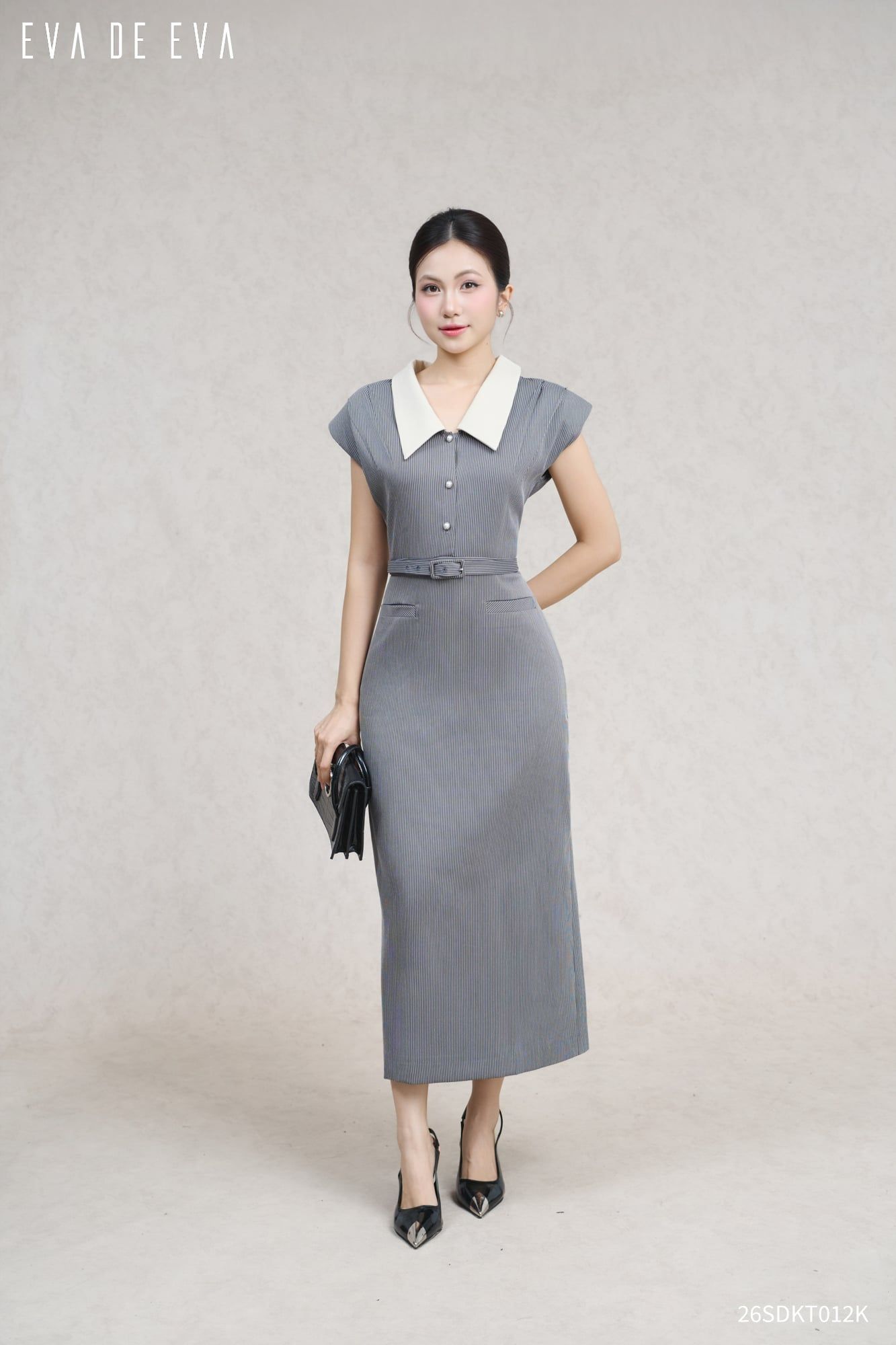  Đầm sát nách, Dáng thắt eo 26SDKT012K 