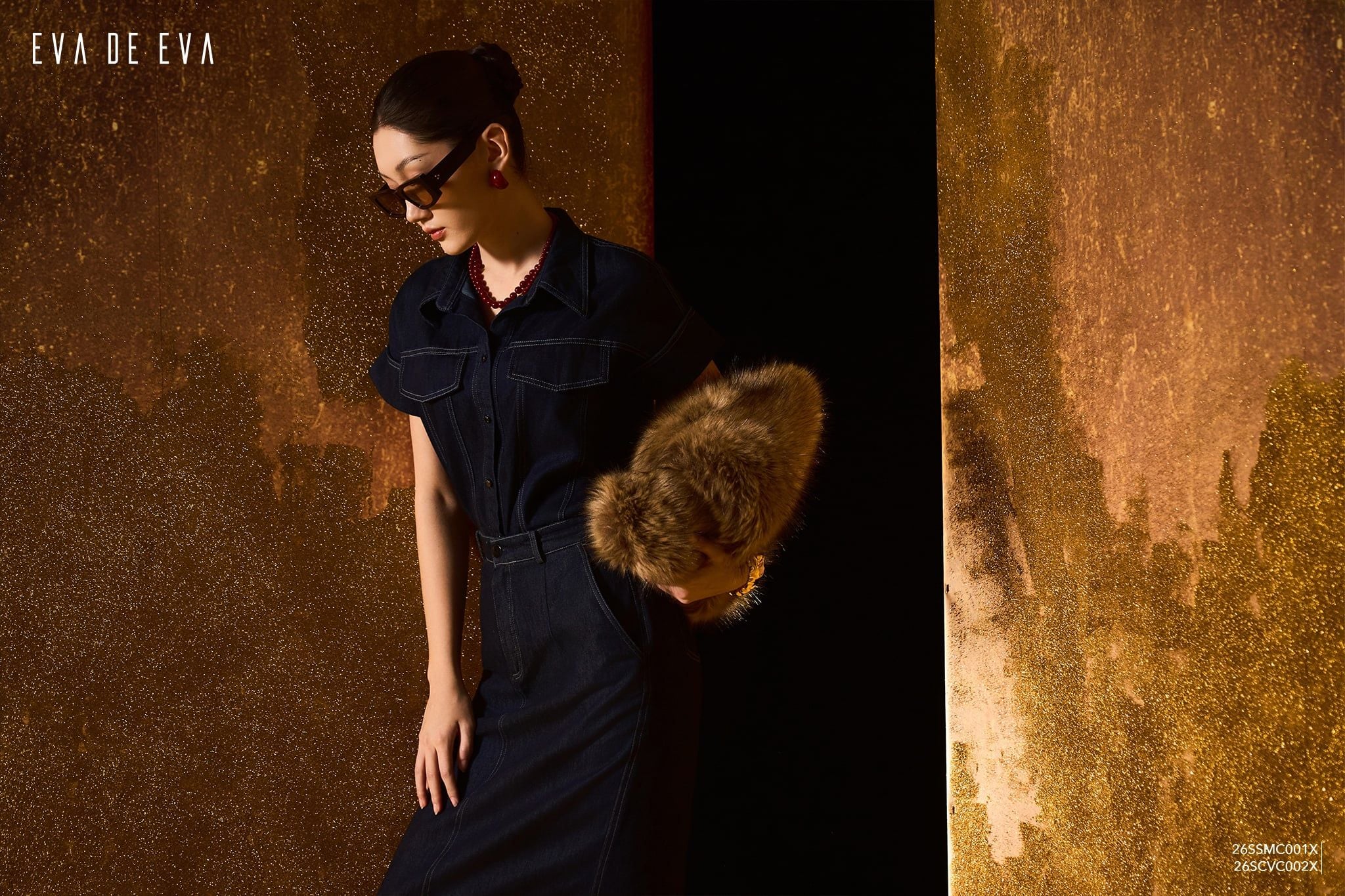  Sơ mi tay ngắn, Dáng sơ vin 26SSMC001X đi kèm 26SAWC001T 