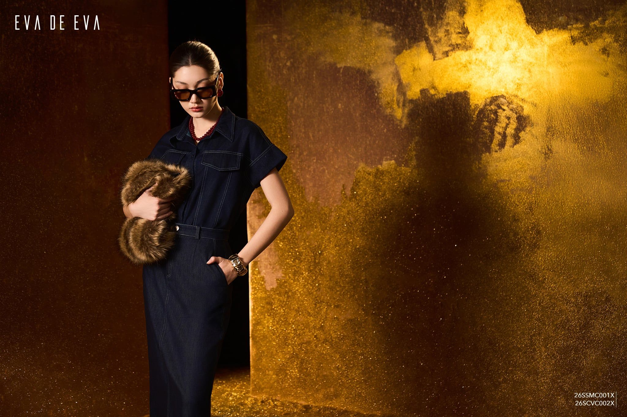  Sơ mi tay ngắn, Dáng sơ vin 26SSMC001X đi kèm 26SAWC001T 