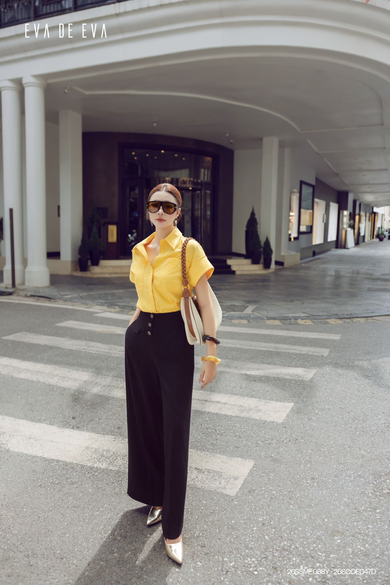  Sơ mi tay ngắn, Dáng sơ vin 26SSME088Y 
