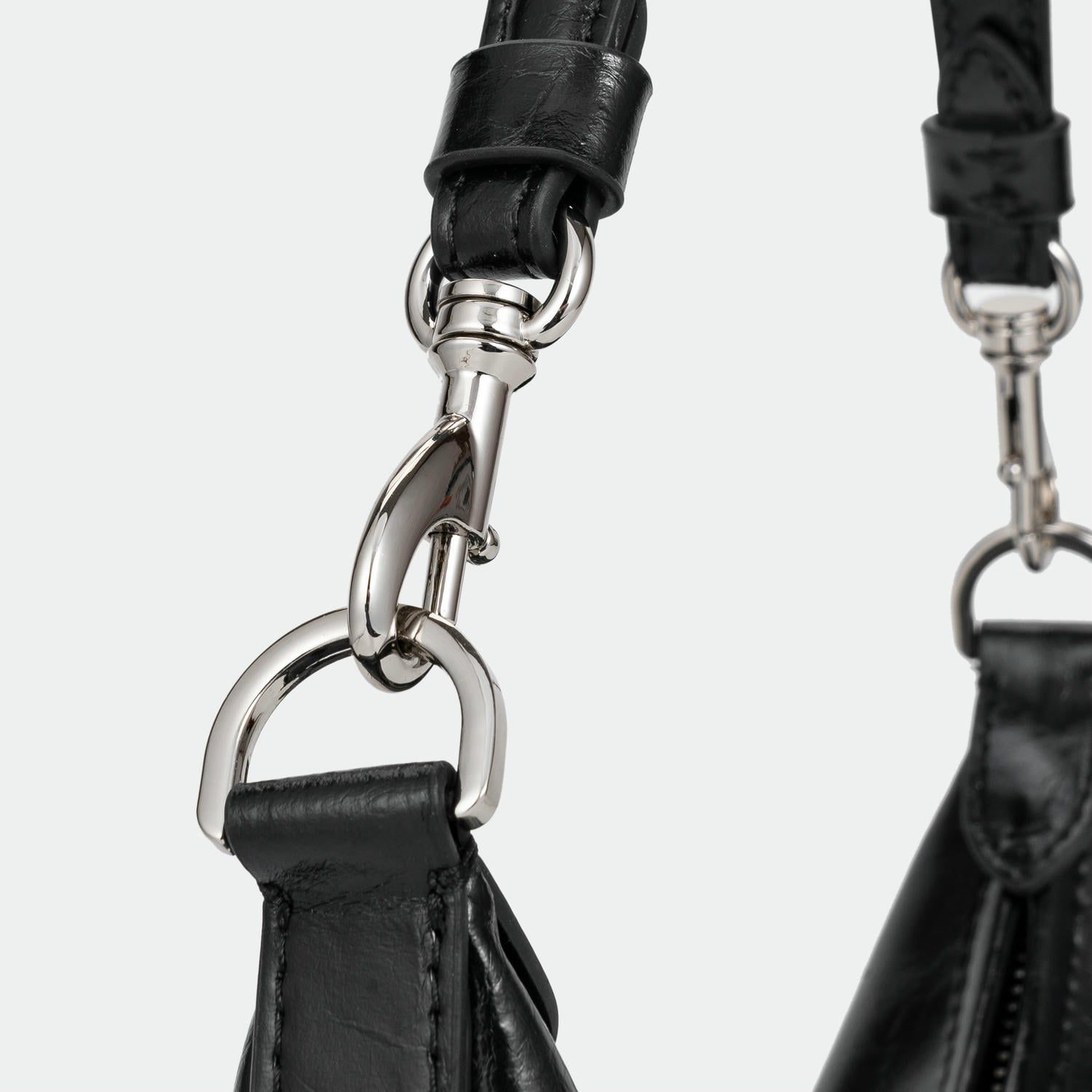  Túi Hobo da bò Nữ Chrisbella màu đen EHO015Z0 