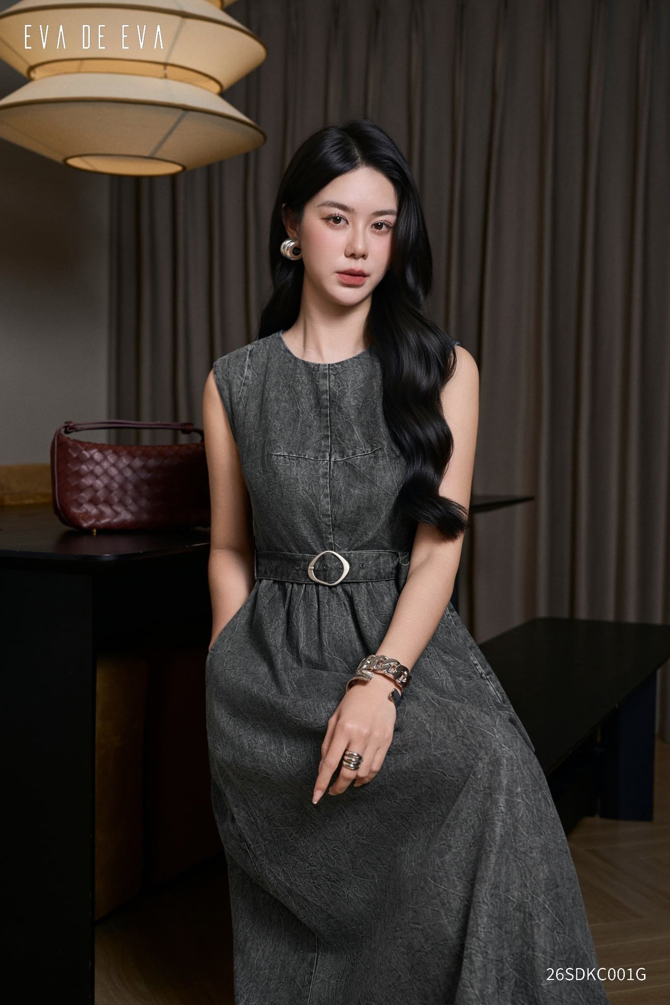  Đầm sát nách, Dáng thắt eo 26SDKC001G 