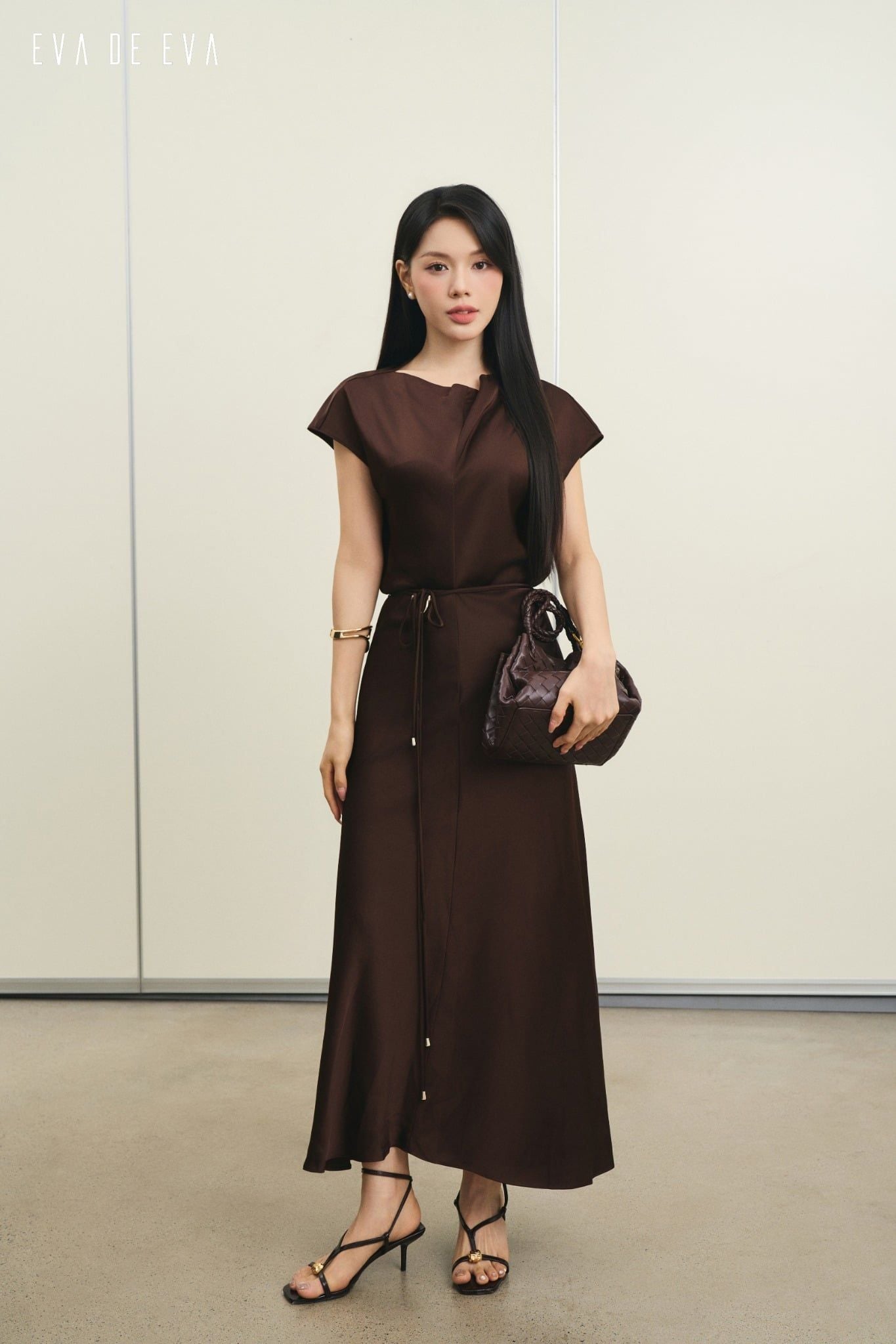  Đầm tay ngắn, Dáng thắt eo 26SDKE055N 