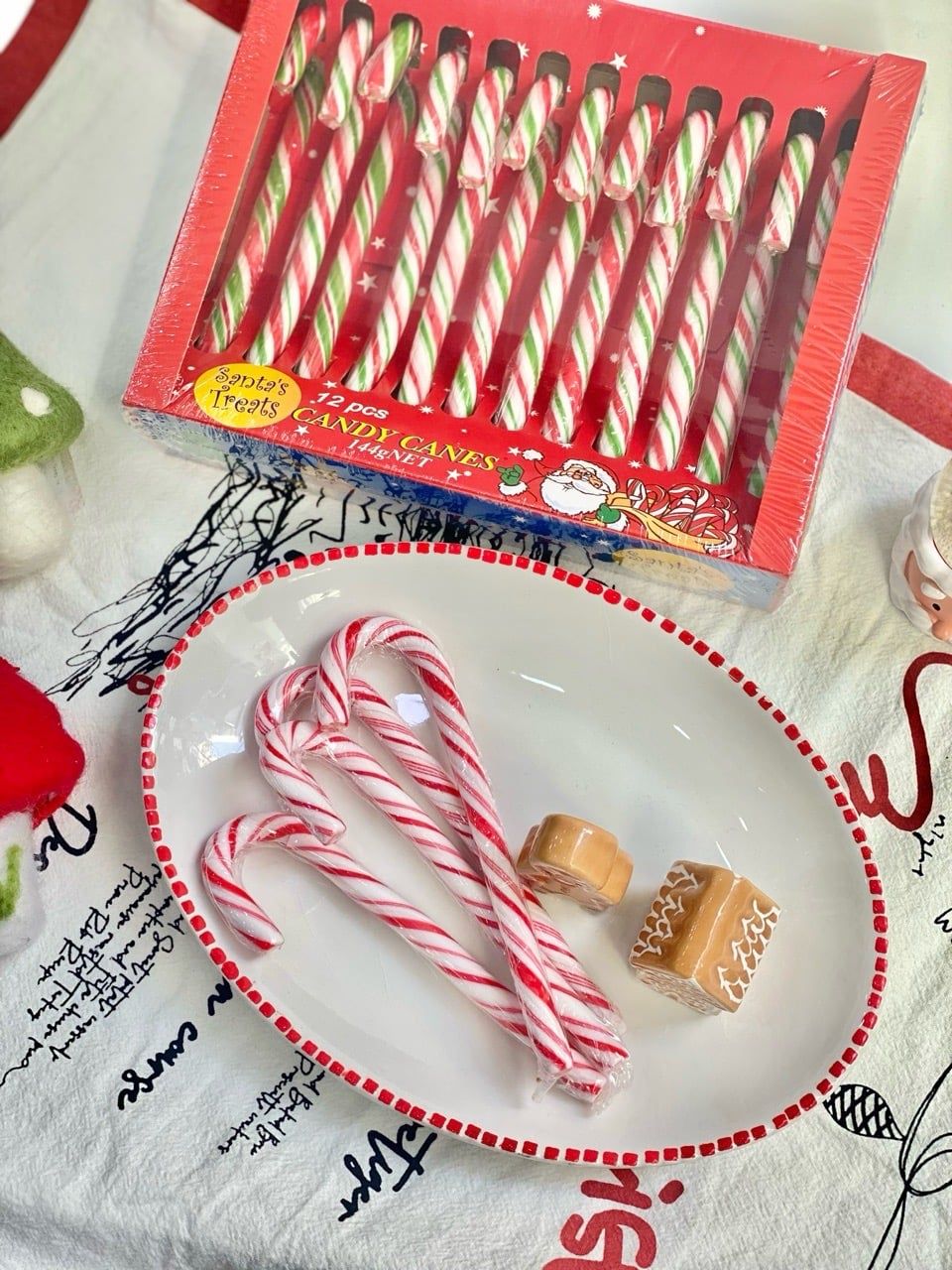  Hộp 12 Kẹo Gậy 