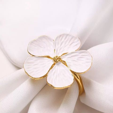  Napkin Ring Hoa Ngọc Trắng 