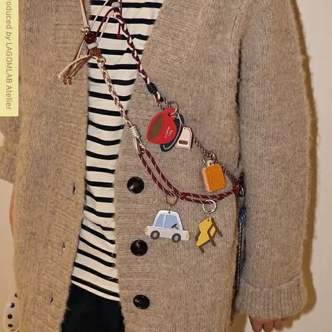  Dây Đeo Điện Thoại Retro Mix Charm 
