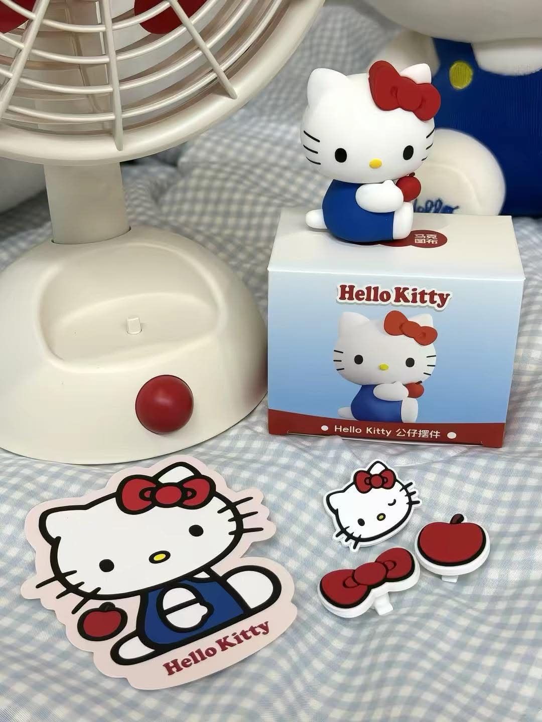  [ORDER] Quạt Bàn Hello Kitty Cherry Spin 