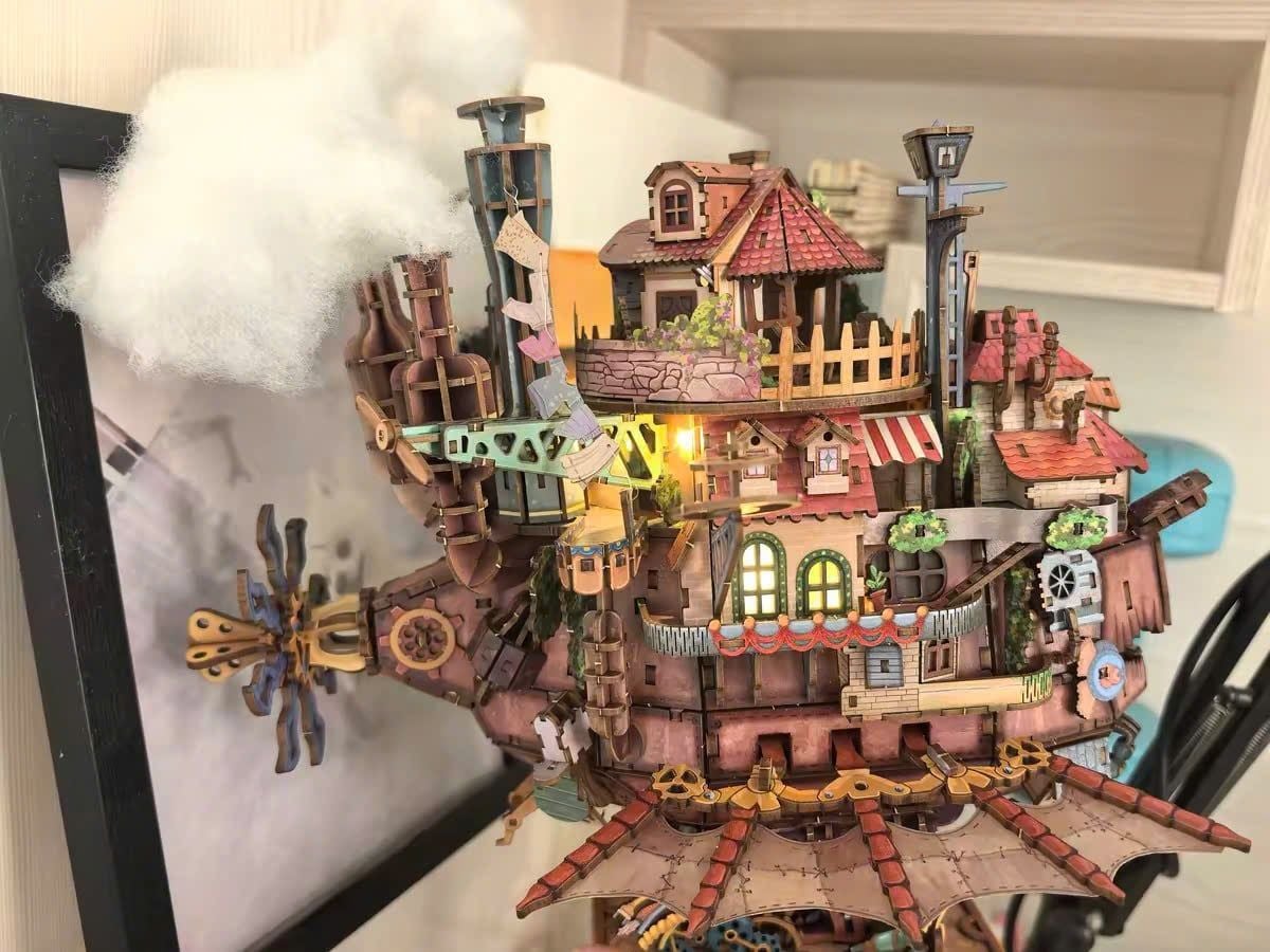 [ORDER] Bộ Xếp Hình Howl's Moving Castle (Tích Hợp Hộp Nhạc Và Đèn) 