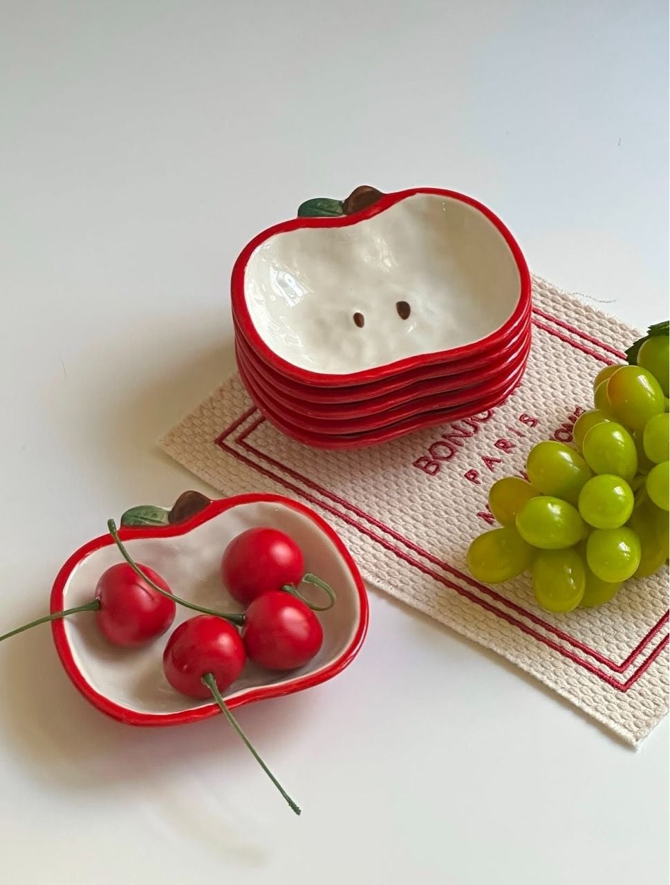  Bát Đĩa Trái Táo Hoạt Hình 