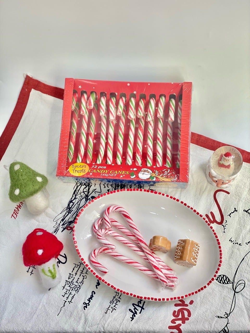  Hộp 12 Kẹo Gậy 