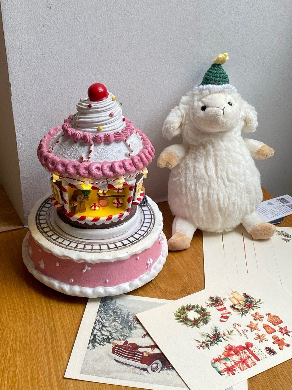  Hộp Nhạc Kem Cupcake Giáng Sinh 