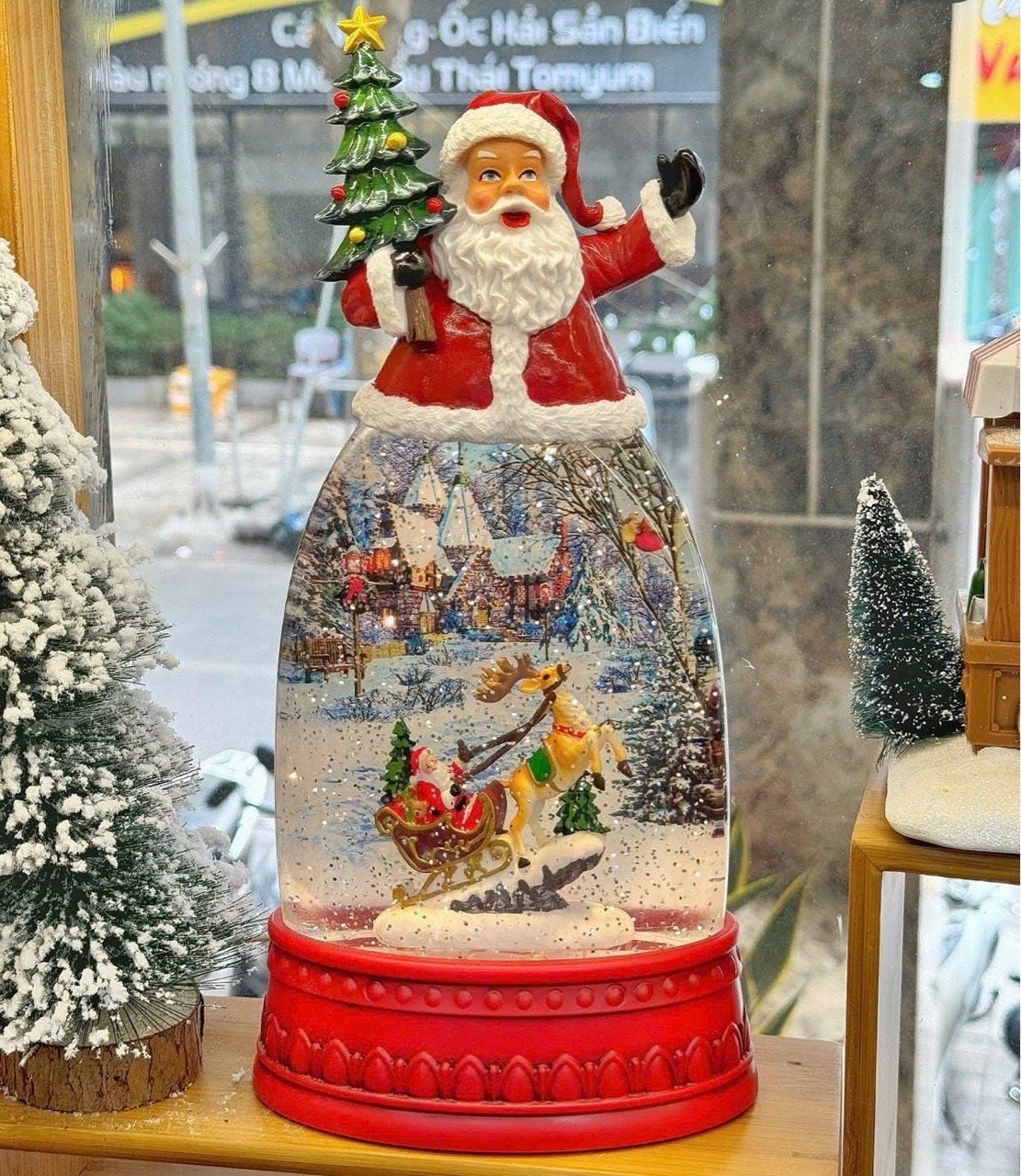  Hộp Nhạc Santa Trượt Tuyết Trang Trí 